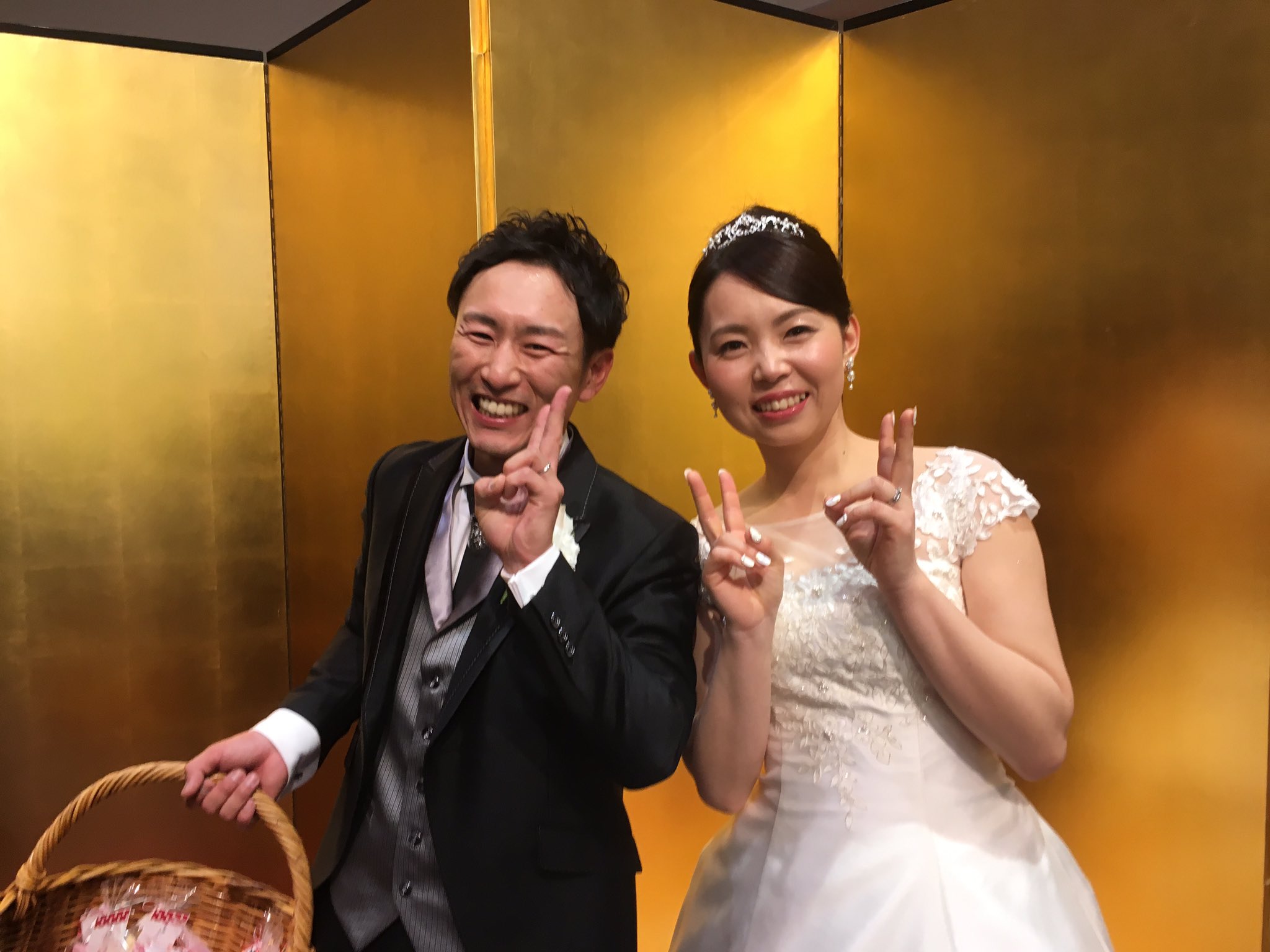 Pa Twitter 会社の同期の結婚式行ってきた 18歳の頃からずっと仲良くしてくれてる5個上の兄貴的存在 幸せな2人 理想の夫婦 結婚式は何度行っても感動する なべさん えりかさん末長くお幸せに 明治記念館 神宮 Tvでしか見たことない芸能人御用達の
