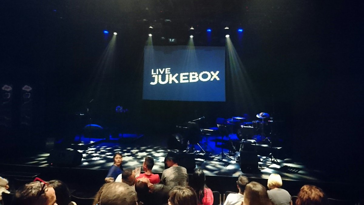 The theatrical answer to Liriekeraai and Noot Vir Noot - "Live Jukebox" at <a href="/joburgtheatre/">Joburg Theatre</a> about to start!