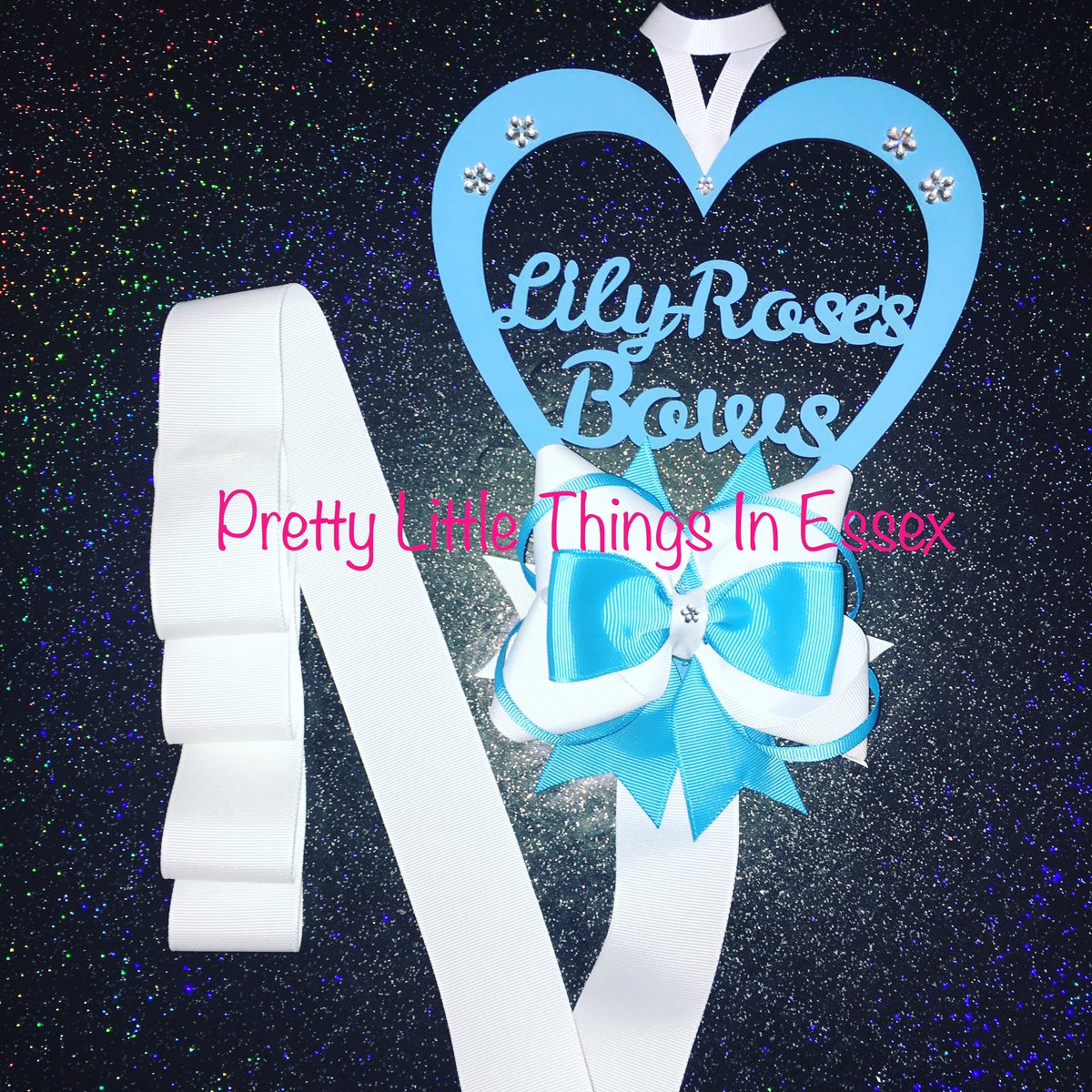 PrettyLittle35's tweet image. #prettylittlethingsinessex #bowholder #turquioseblue