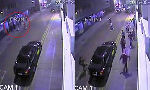 InternetDaily24's tweet image. Moment a gang of immigrants wielding an iron bar and repeatedly kick man’s head during fight  
More on: viid.me/qw3jKE