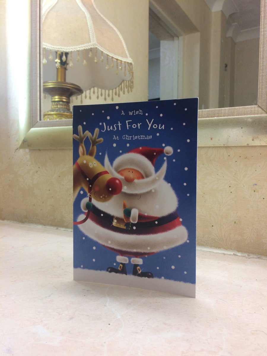 MattWycliffe's tweet photo. @Lisamouna41 thankyou so much for my card! #happychristmas #1stcard! https://t.co/PgVKUjzHQZ