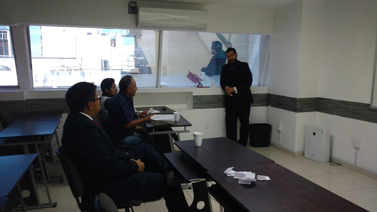 emprendeAhoraCM's tweet photo. Taller ¿Miedo a vender tus ideas? https://t.co/bJqcnQ8V7R