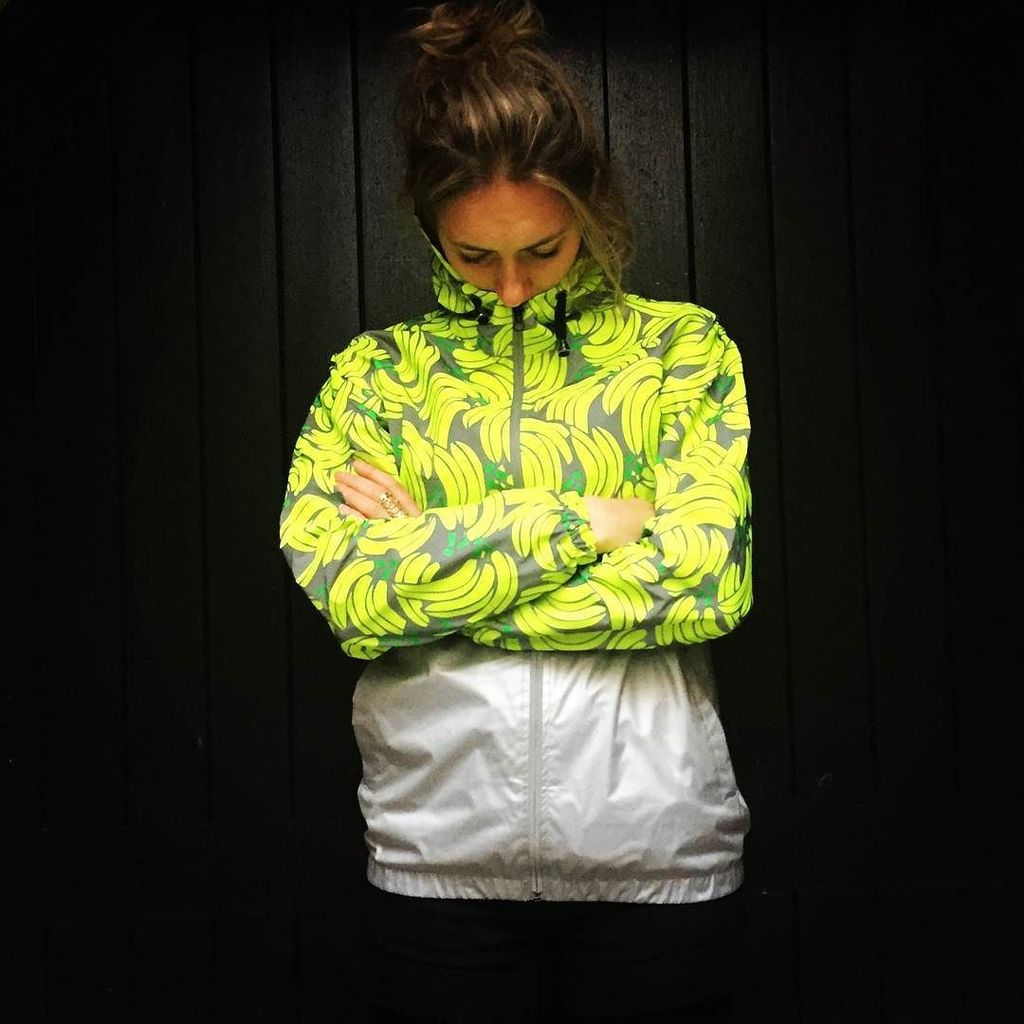UrbanCircus_fr's tweet photo. #banana #banane #kickstarter #fashiontech #fashion #instagirl #kway #reflective #reflectiv… https://t.co/IX1XuQA2pT https://t.co/jQtqooWr4j