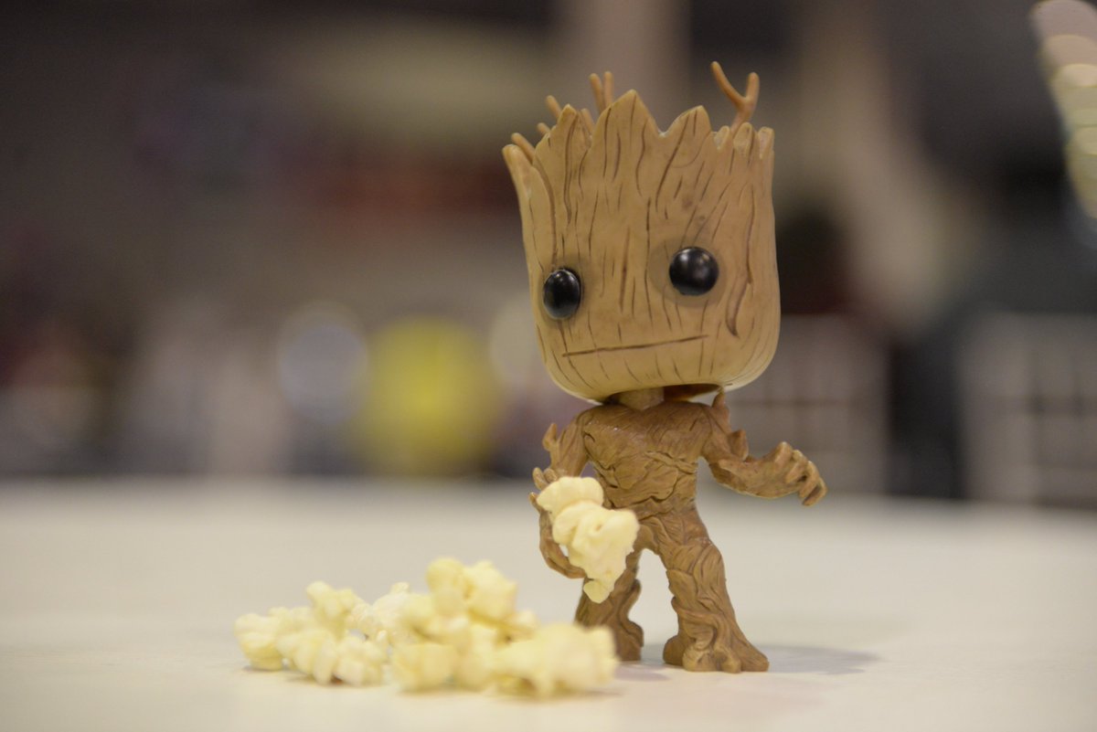 MarvelBR's tweet photo. Já estamos nos preparando para o painel com o @JamesGunn aqui na @CCXPoficial! Ansiosos? #CCXP2016 #VivaOÉpico #MarvelCCXP2016 https://t.co/Tr1NDDcIPK