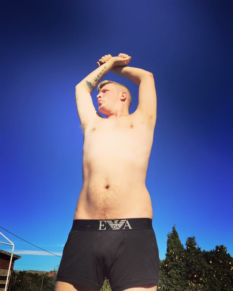 StayFree_VLC's tweet photo. Who would pull my boxers down❓ https://t.co/ChZwx5bcCu