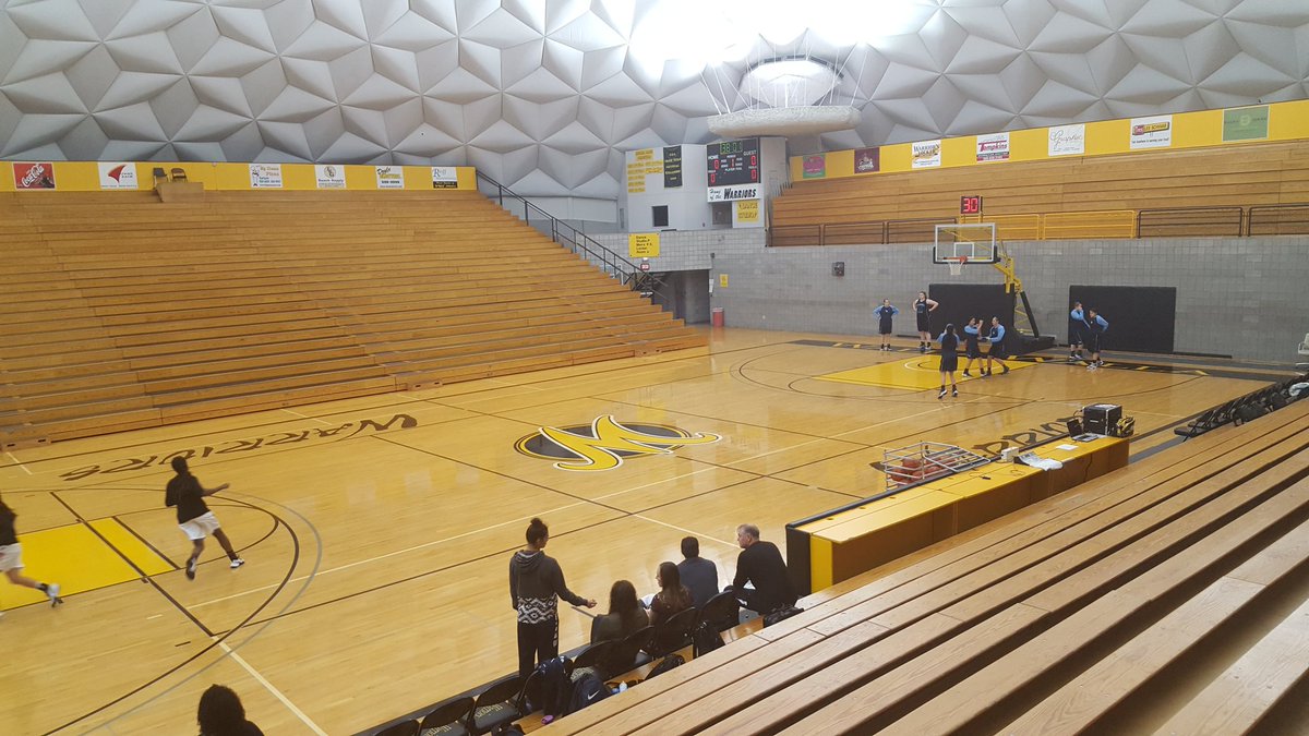 SeanMcKillip's tweet photo. 4 games today...let's go! #LifeOfTheBackup #GoWarriors #NationalAnthemUnder2minutes๐บ๐ธ #MusicWontSkip ๐๐ถ https://t.co/ZUoemVEdBW
