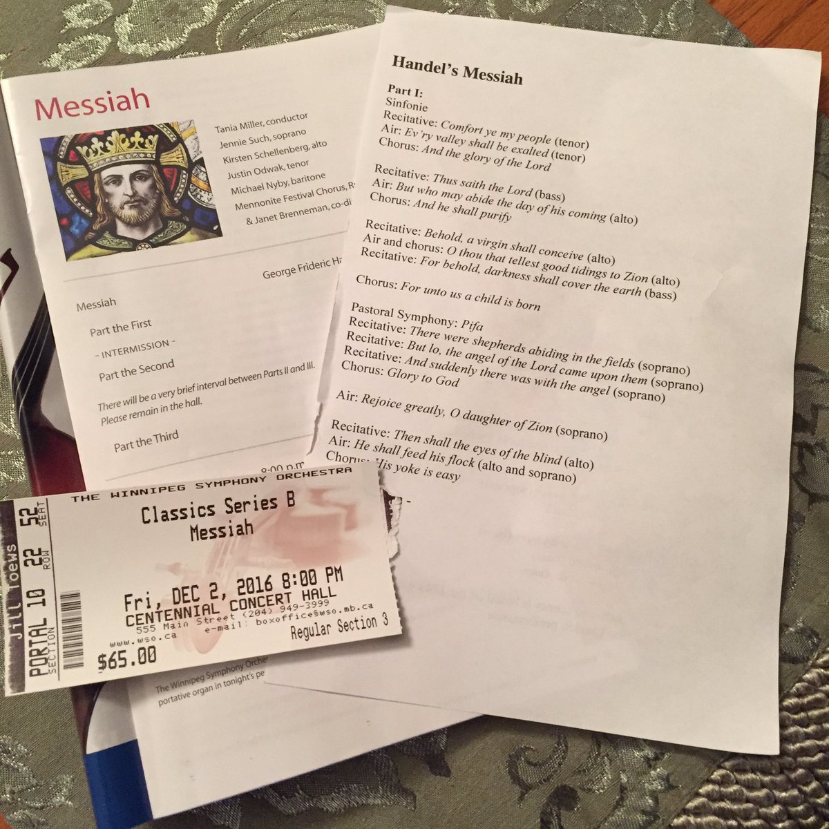 Whispaddy's tweet image. My friend Ellen and I enjoyed a beautiful performance of Handel's Messiah at the Concert Hall. There's another performance tonight....