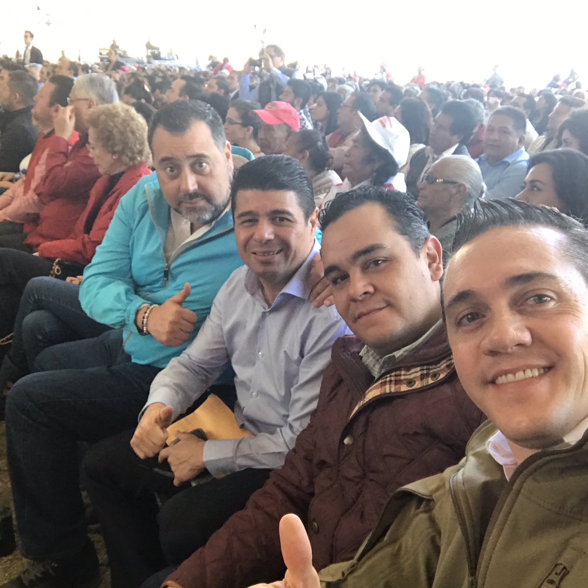 Fer_MercadoG's tweet photo. Un gusto acompañar a mi amiga y presidenta del @PRICDMX_ @Mariana_Moguel en su primer informe de resultados!! https://t.co/ZhOMrNzhqb