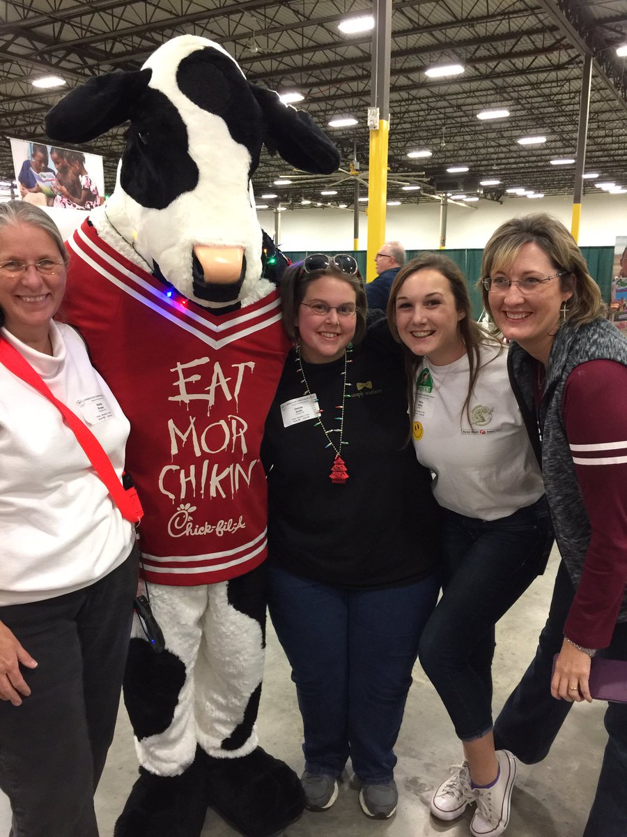 ChelseaAustin19's tweet image. 🐮 I don't wanna leave😰