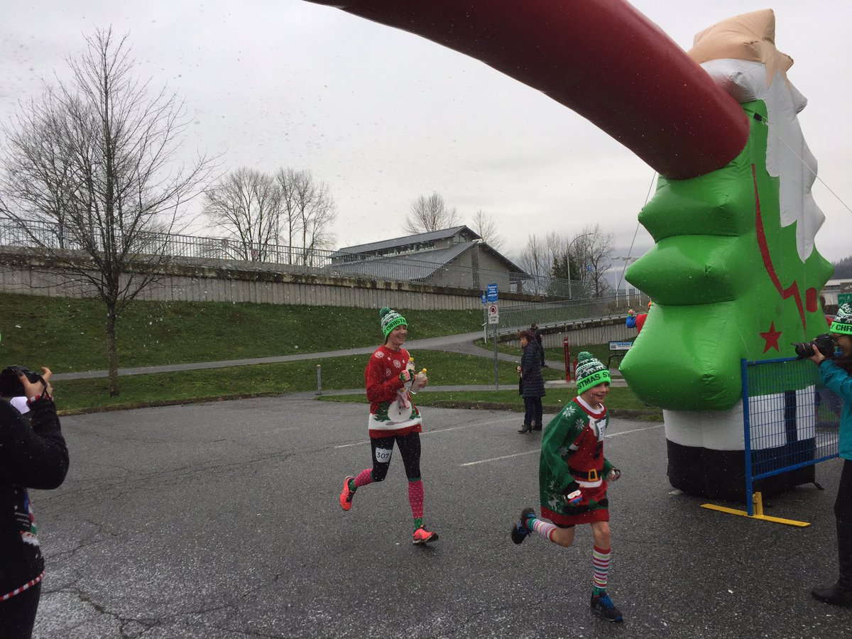 More runners crossing the finish line! #uglydash