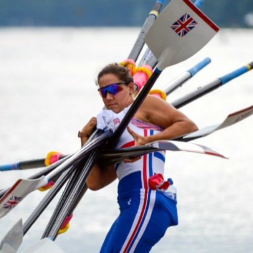 CrewFessions's tweet image. Me trying to keep up with my grades, rowing, social life, school, and family