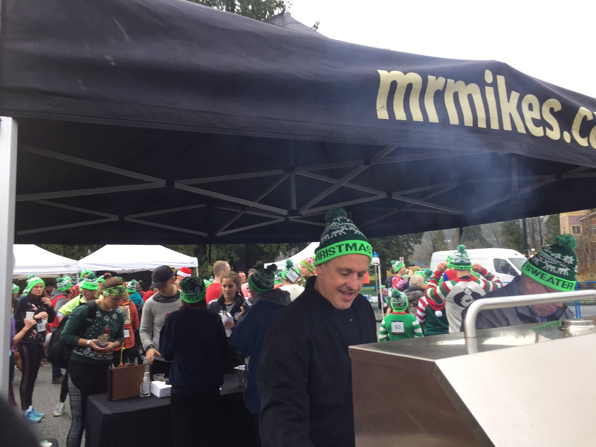 Grab a burger from <a href="/MrMikesOnline/">MR MIKES</a> by donation! #uglydash