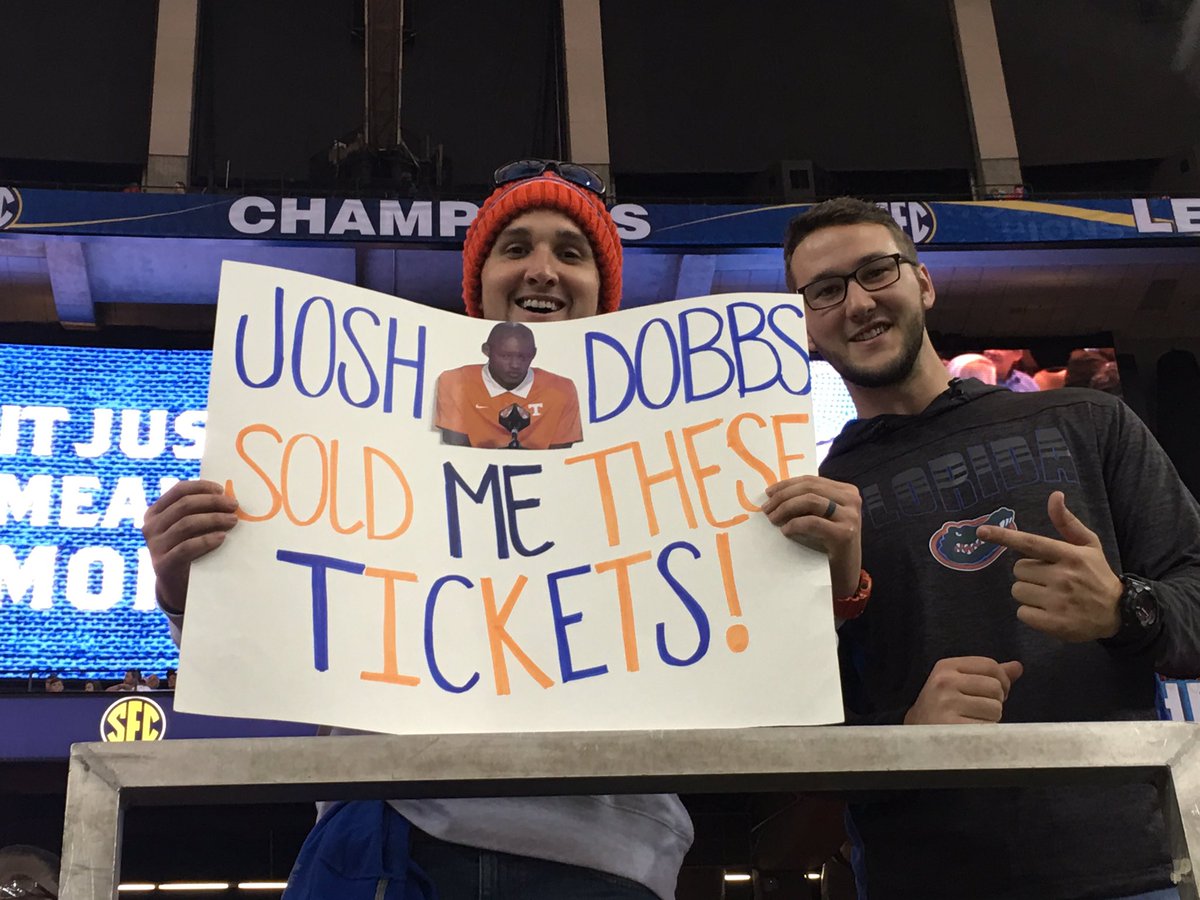 JacquieFran_'s tweet photo. π #ChampsOfLife #Gators https://t.co/YgalKQ3sLx