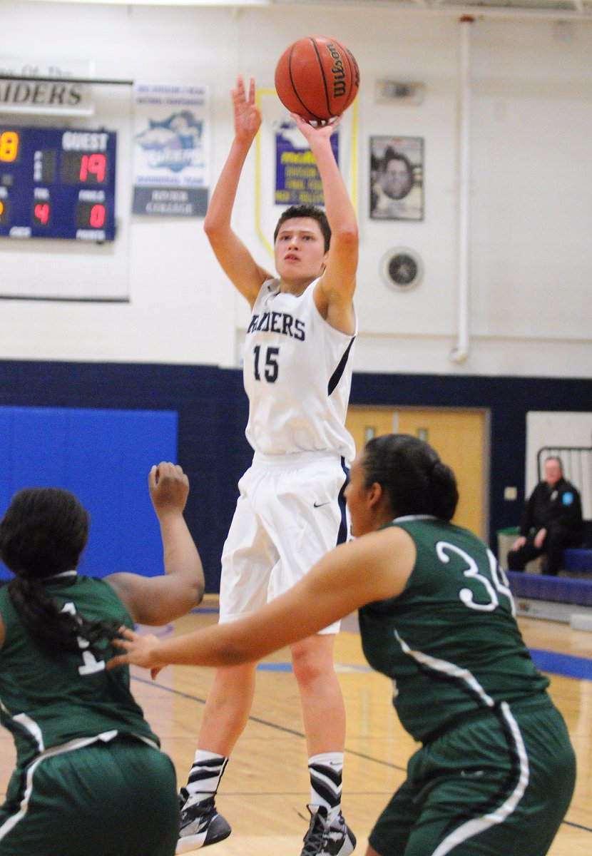 RivierRaiders's tweet photo. WBB: Savanna Butterfield's triple-double (16 pts, 13 reb, 10 assists) leads Rivier to 70-64 win over @goAMCATS #theGNAC https://t.co/5OcRPpV2FR
