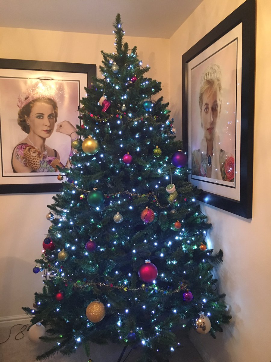 MissSpirit's tweet photo. #Christmas #lights #love #friends #family #tree #ballballs #home https://t.co/1XxmYgyL3d