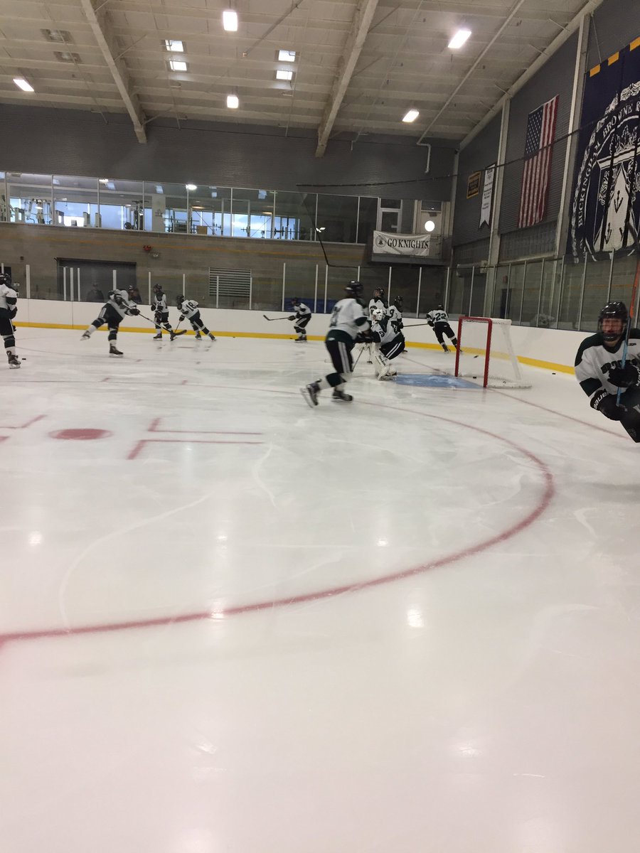 On the ice for warmups, puck drop in 6 minutes against <a href="/BBNPuck/">BBN Hockey</a>
