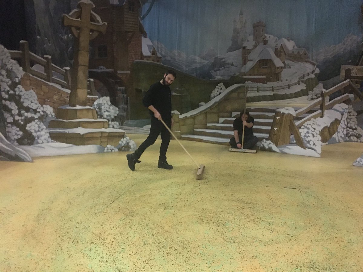 Riv_Tech's tweet photo. #therealcinderellas! https://t.co/kI02ujkcem