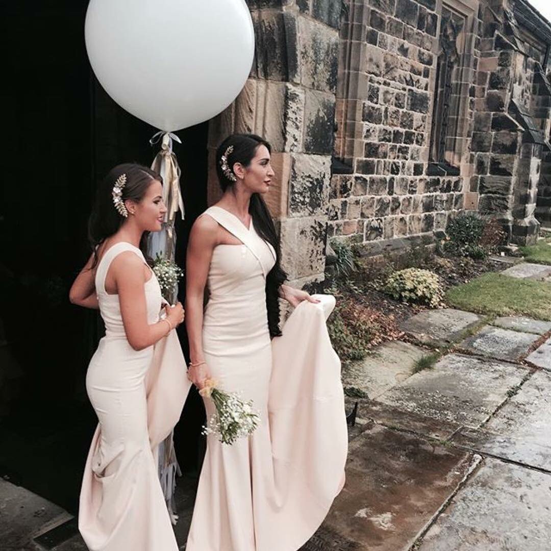 propmepretty's tweet photo. Beautiful Bridesmaids &amp; these dresses are something else 
I spy "Elegant Gold Wedding Balloons" too👏🏻
#propmepretty #propmeprettyballoons https://t.co/bFBOkuw0WK