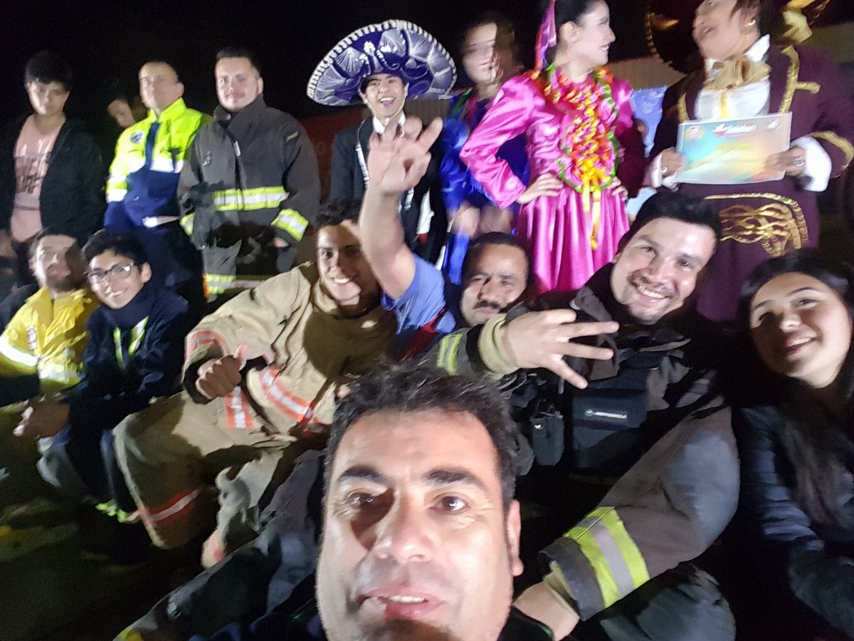 Cristianpareja's tweet photo. Gracias Chiguayante #Teleton2016 #lavaton2016 Bomberos Chiguayante Monto Recaudado $ 3.033.778-, @biobio @T13 https://t.co/K8n977hJKE