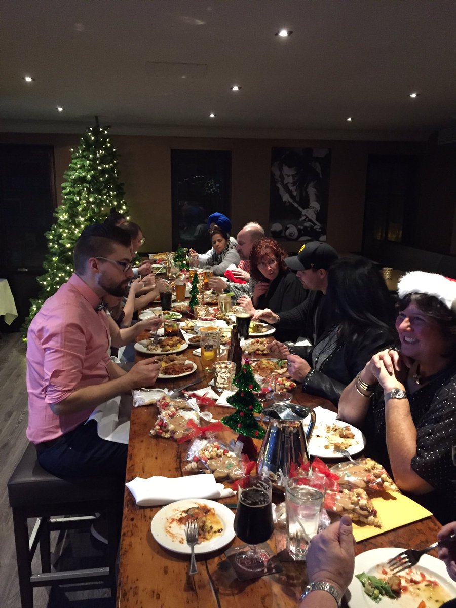 engagedshopping's tweet photo. enjoying our Xmas Party at @crookedcue - eat, drink & pool - great service, great food - cheerful times - #MerryChristmas to y'all #VIDPro https://t.co/HBJMb9nrcW