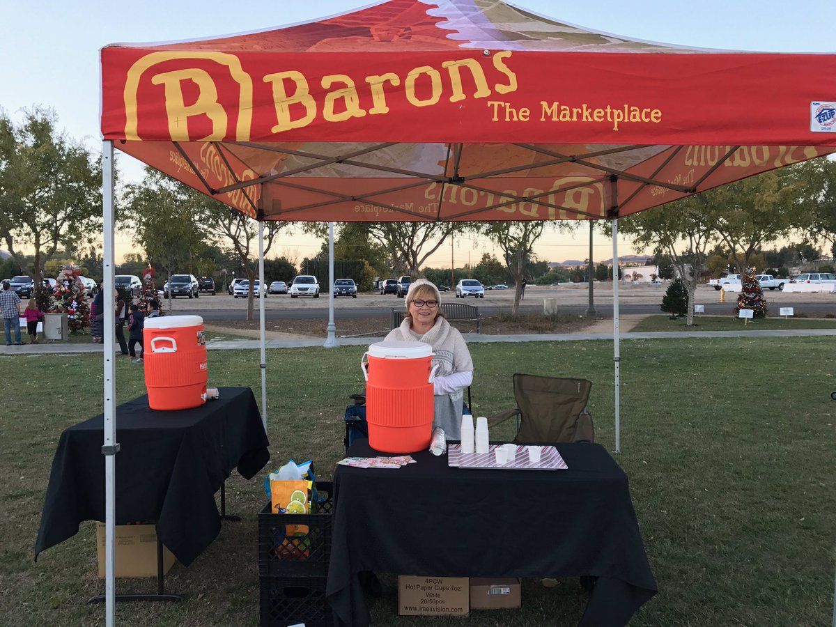 BaronsMurrieta's tweet photo. Barons Market in Murrieta at #festivaloftrees with warm hot cider! https://t.co/cbCYBcbWFG