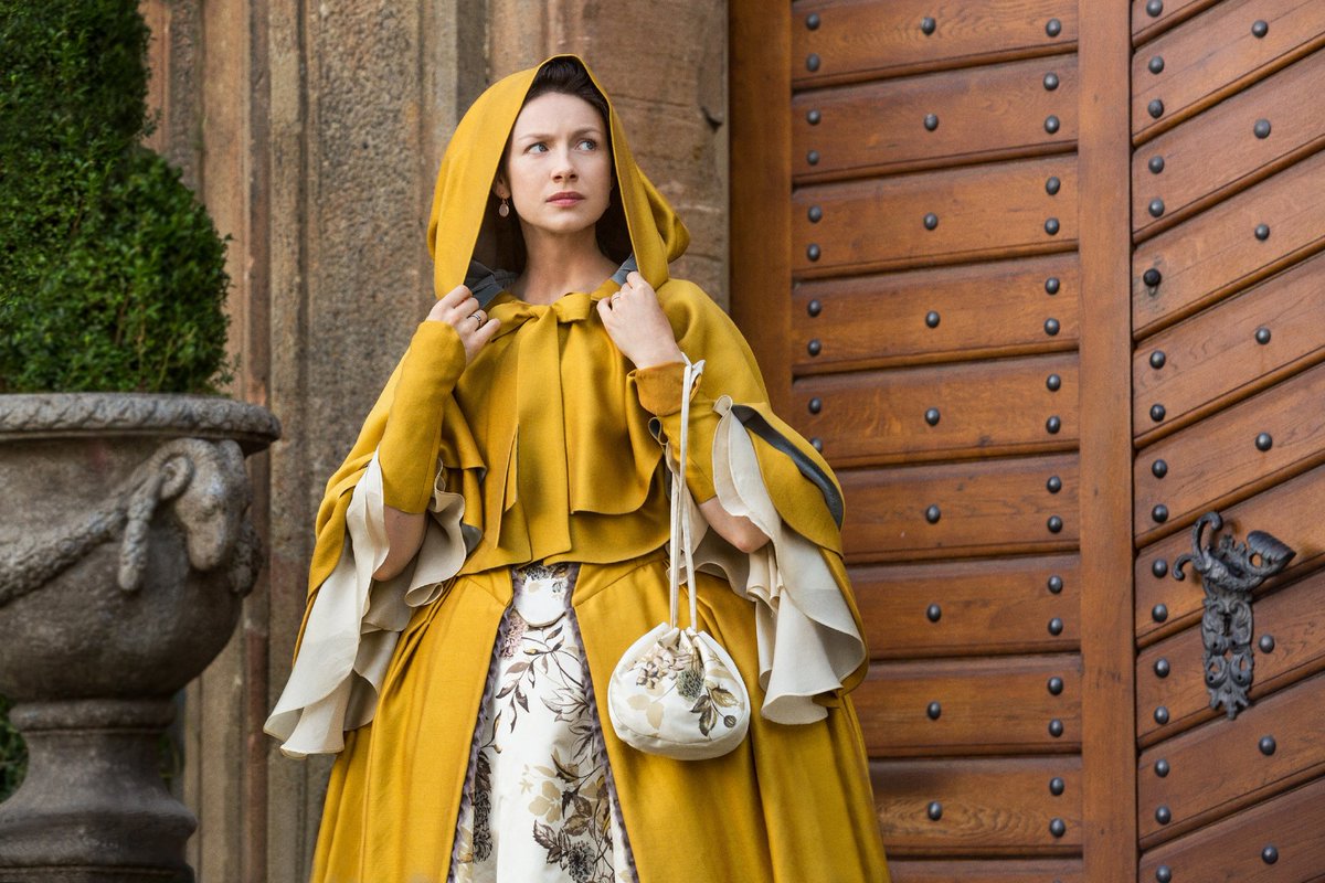 lea_robbie's tweet photo. Voted for @caitrionambalfe...at least 1000x π #bestactress #PCAforCait...incredibly talented & amazing human being https://t.co/UVjJ4rSDDZ https://t.co/gIrPV1vqFu