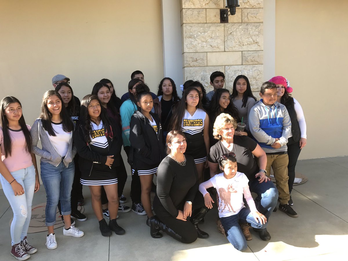 TonyaLeal's tweet photo. So proud of our Blackstock Panthers! #hesdpride #blackstock empower/inspire/thrive #CANtree2016 https://t.co/GnVPQjd0nq