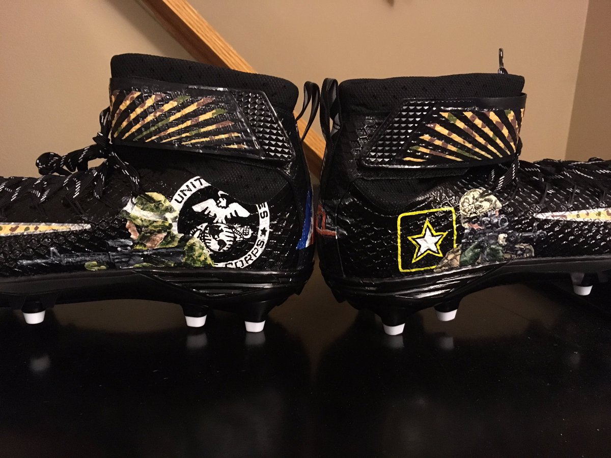 CEBOriginals's tweet photo. Closer look at cleats for @HenryAnderson91 #MyCleatsMyCause https://t.co/p6A2tK5zgM