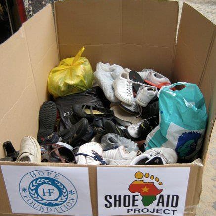 Shoe_Aid's tweet photo. Everyone can make a small difference with shoes.#schuhhaus #schuhspende #schuhe #kinder #laufschuhe #schuhblogger #lifestyle  #spendenidee https://t.co/CkXLOCgXpJ