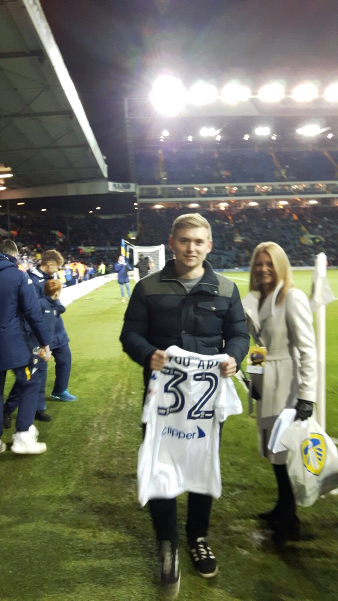 craiglufc97's tweet photo. Thank you! @LUFC @32RedSport #MOT #32 https://t.co/NqabSKlK6M