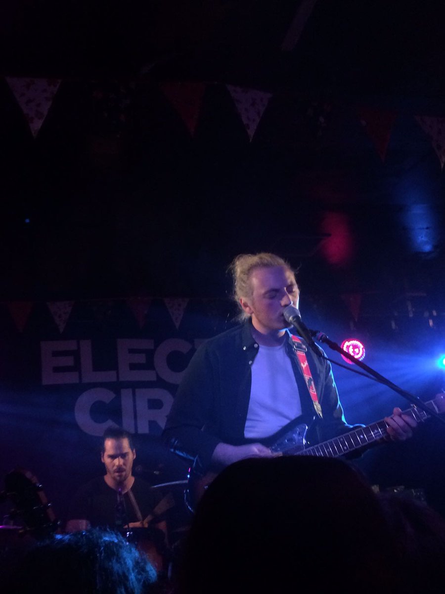 j_tannenbaum's tweet photo. When you fly to a different country for 24 hours just to go to a concert. #WorthIt 
@levvis_ https://t.co/KOAk8MkPfw
