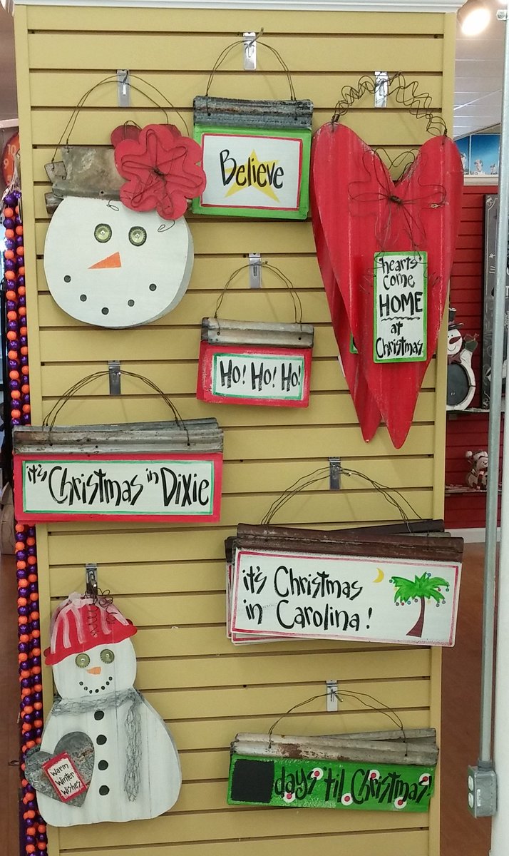 BufordStACE's tweet photo. No matter what your #style is, find #home #decorations you #love at #bufordstace #acehardware. #gaffney #Christmas #gdtba #holiday #cute https://t.co/3NKWXICGmg