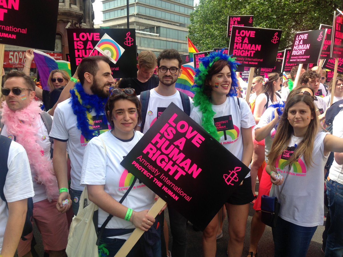 AmnestyUK_LGBTI's tweet photo. Join us in standing by #LGBTI asylum seekers as they fight for their rights https://t.co/fdqEOyCB5e https://t.co/oxGn9xT0It