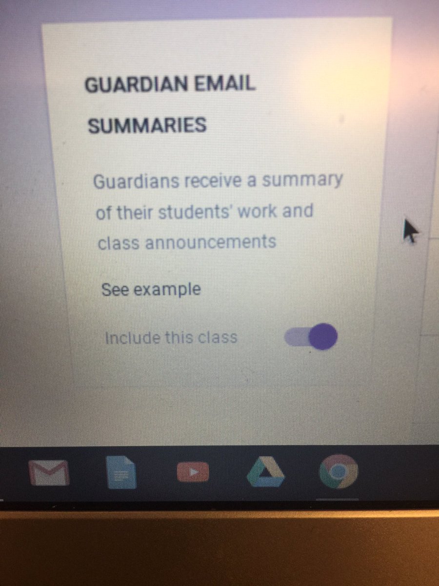 MrsCarlsonHHS's tweet photo. Sending email summaries to guardians through Google Classroom?!? What? Gotta give the teachers &amp; parents access! #avdiglit  #GoogleEduOnAir https://t.co/gexgaXNsEv
