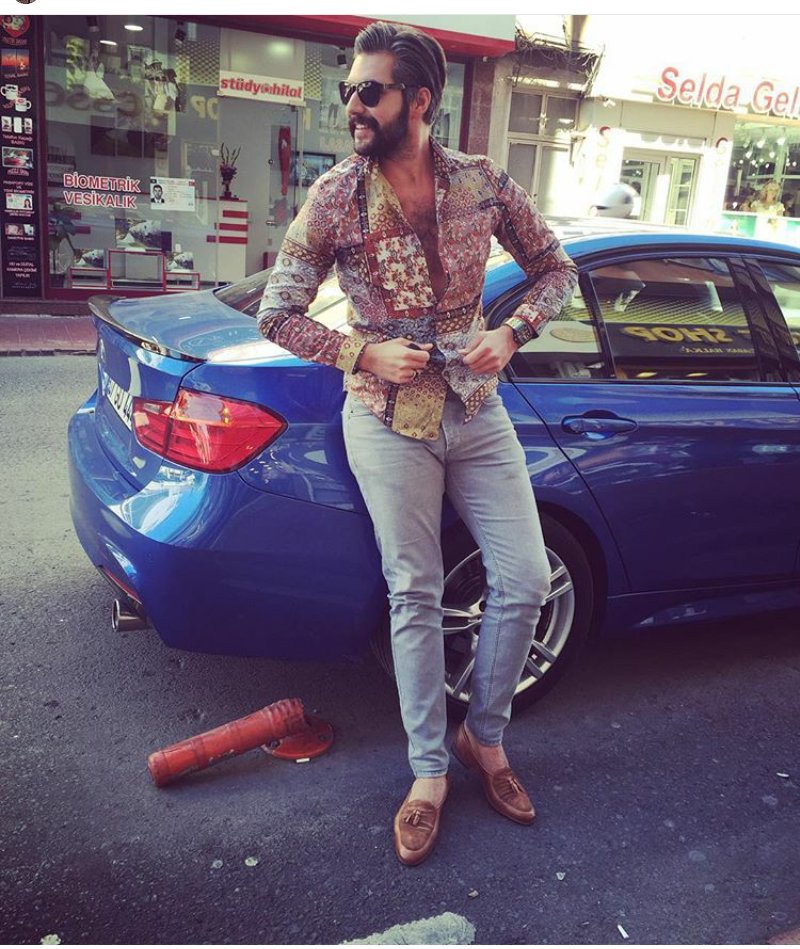 Bende diyorum kime benzettim. .. 😂😂 <a href="/KismetseOlur1/">kismetseolur</a>