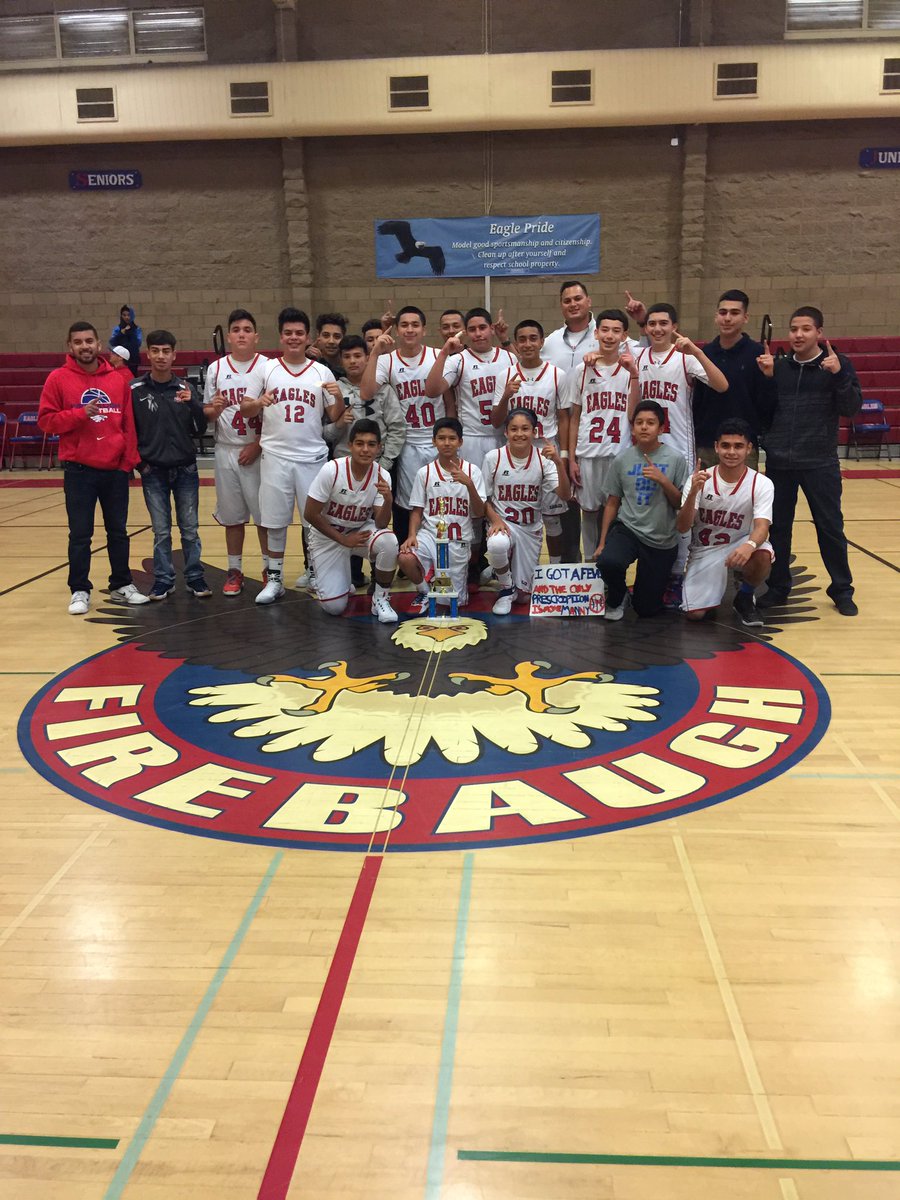FirebaughHS's tweet image. JV Boys Basketball wins the Firebaugh Invitational 2016!