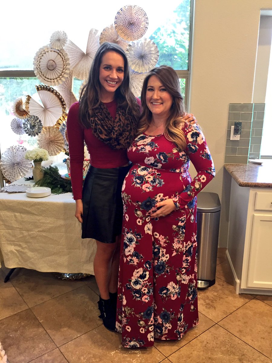cetetreault's tweet photo. Perfect weather for a party. Loved showering Mamma-to-Be Stephanie today! {Decor: @shiki_co } #TeamSPMC https://t.co/bX51gHRISG