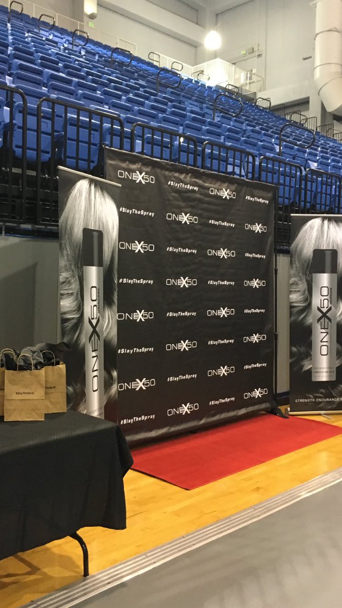 ONEx50's tweet photo. Getting ready for @TopGunJags305 @TopGunJags407 @TopGunJags239 SHOWCASE👏So excited 2️⃣be here 😃Ready to #SlayTheSpray ⚫️💛⚫️#topgun #ONEx50 https://t.co/AU7cAkPQOs
