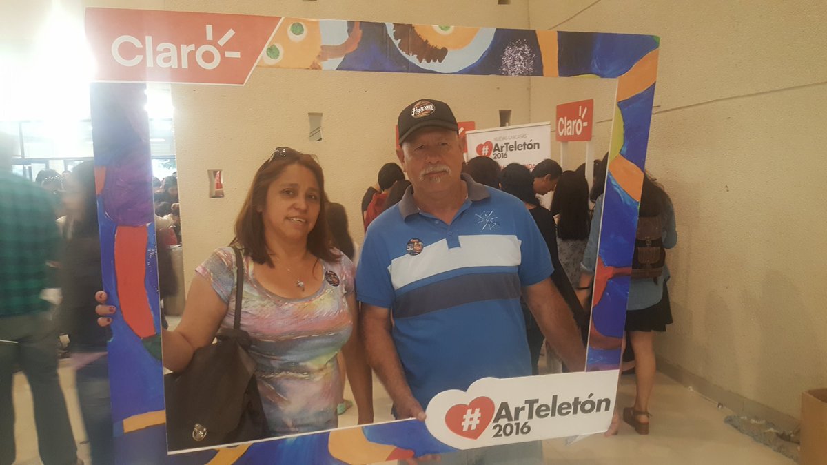 bambison's tweet photo. #arteleton #Teleton2016 https://t.co/FuIKqXSU7r