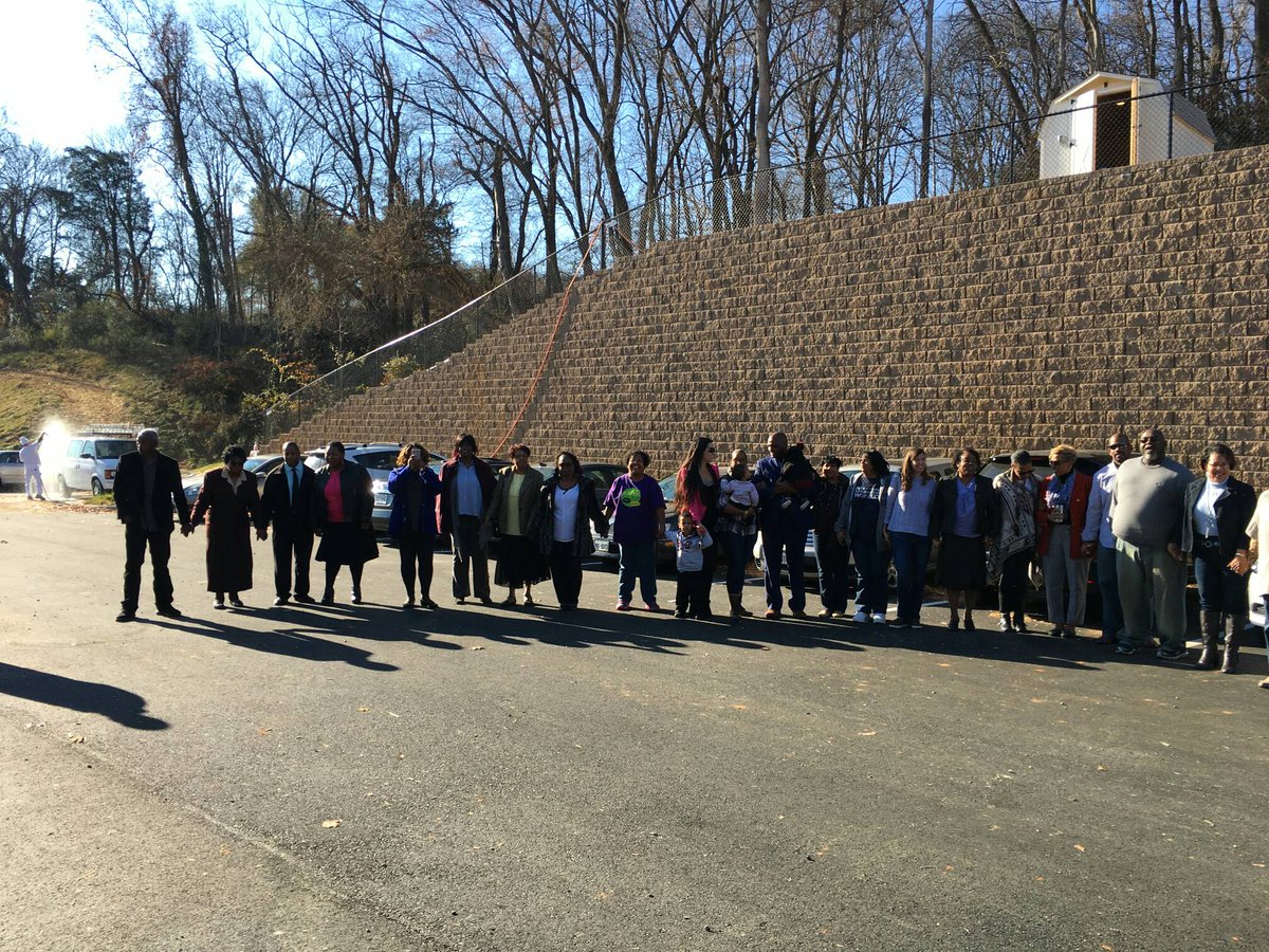 FCCIntl1's tweet photo. FCCI Partners praying on site at #FaithPlaza.
It won't be long now!
#ilovefcci #accelerate16 https://t.co/Blyw7qpT9C