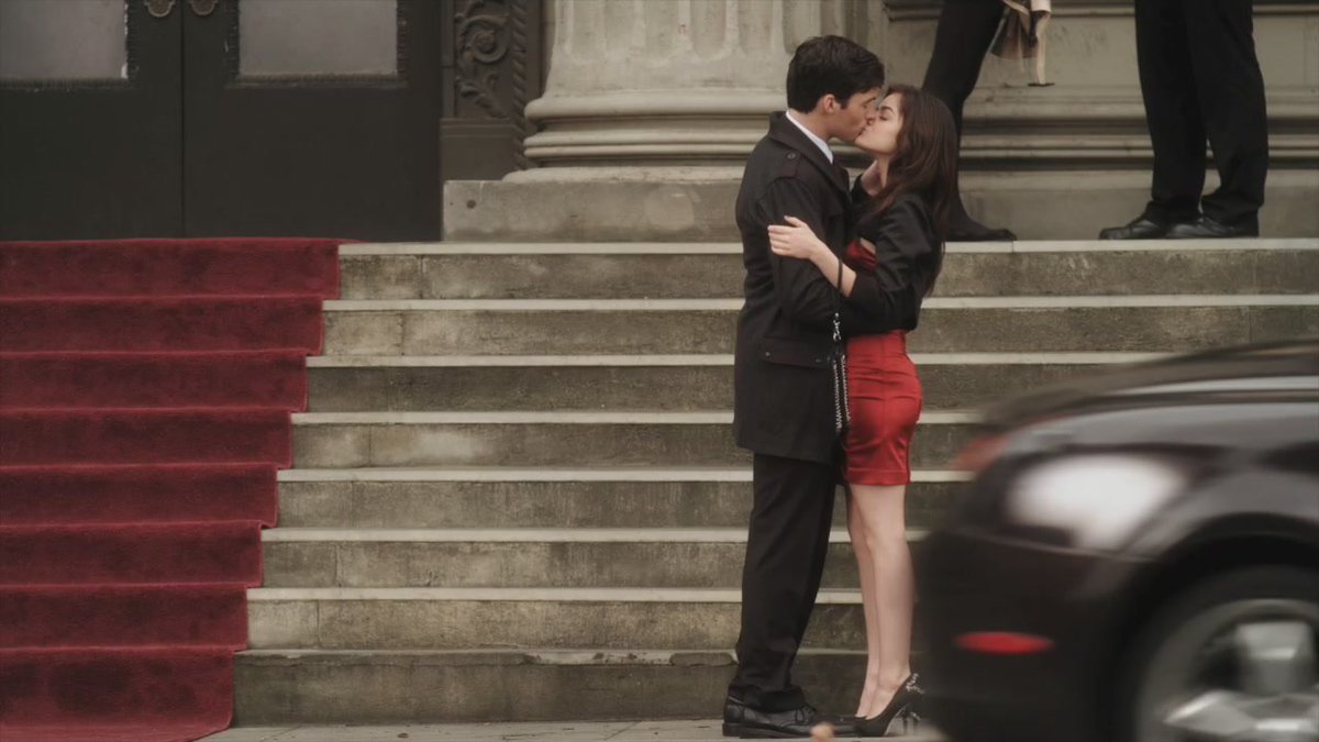 pretty little liars aria prom dress All the Best Outfits From 'Pretty Little Liars'
