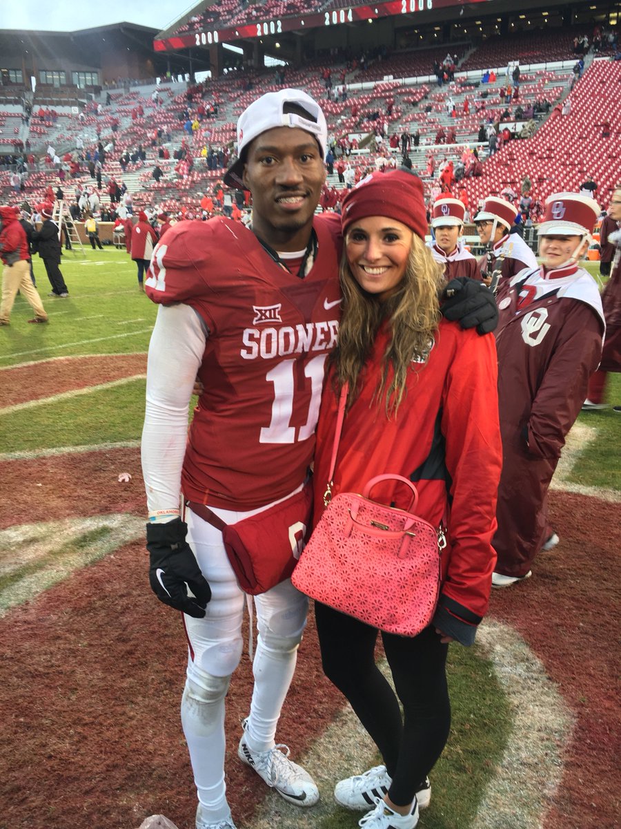 shradergirl's tweet photo. Not much. @moore_kenzie hanging out with @dedeTHEGreat11 - after HUGE #bedlam2016 win!!!! https://t.co/emcKMUcRye