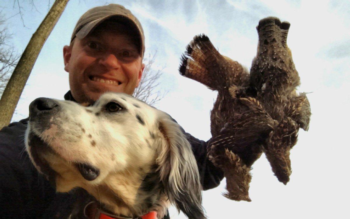 mattsoberg's tweet photo. Days like this make me realize how obsessed I am with #grousehunting #birddogs #RGS_AWS https://t.co/RQ12lqLWqw