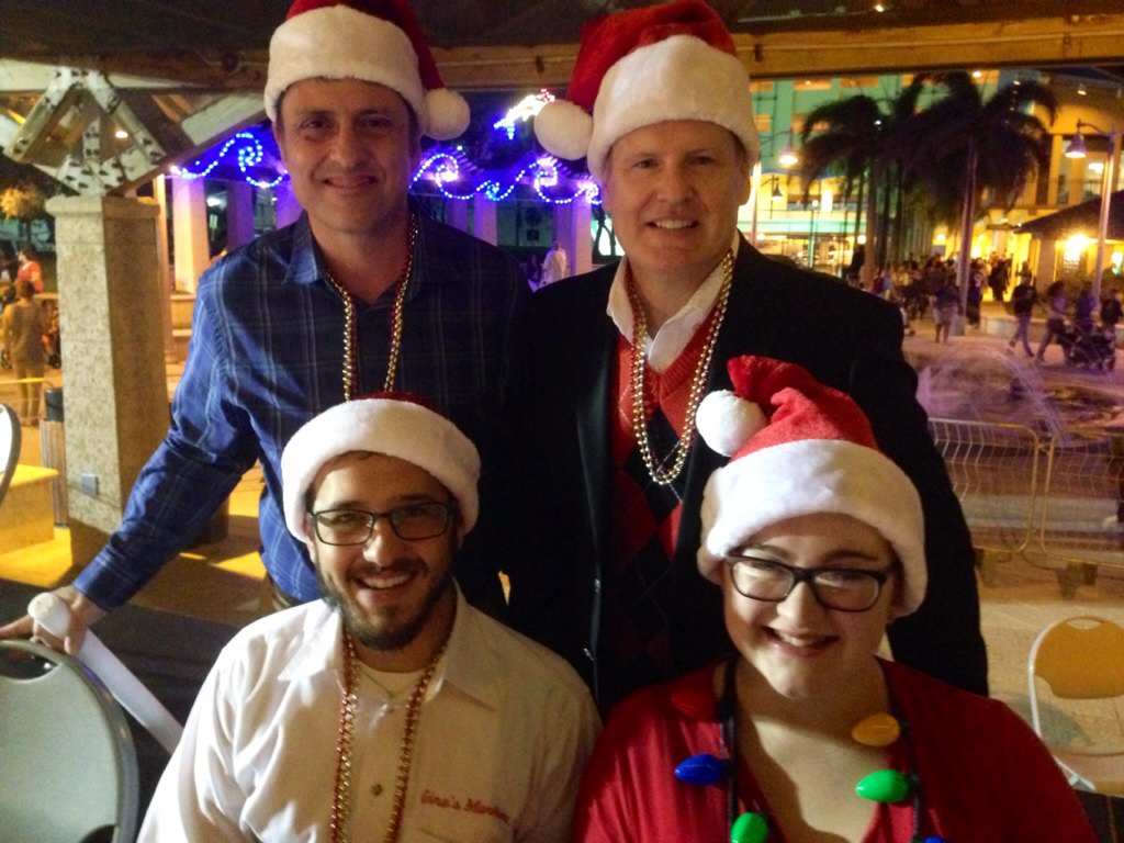 cohgov's tweet photo. The #CandyCaneParade judges are in place & ready for the parade to get started at 7P! @KingoftheMeat https://t.co/vjBDGIZLeH