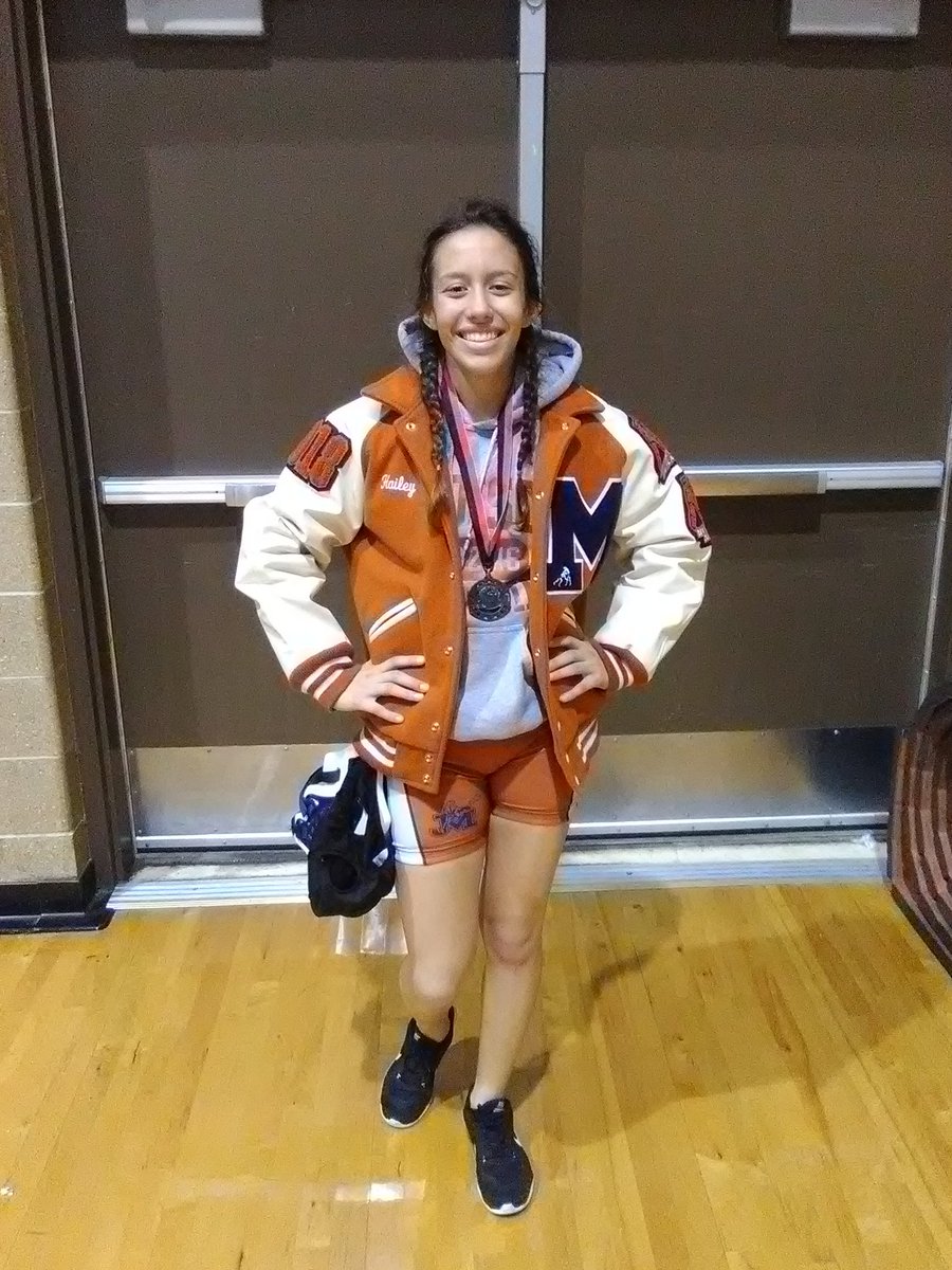 MavsWrestling's tweet photo. Congratulations to Hailey Deleon for taking 2nd at the Charger Classic! #wrestlelikeagirl https://t.co/fEkinTqqyY