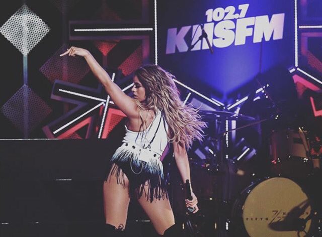 UpdateDc3's tweet image. Dinah's post on Instagram