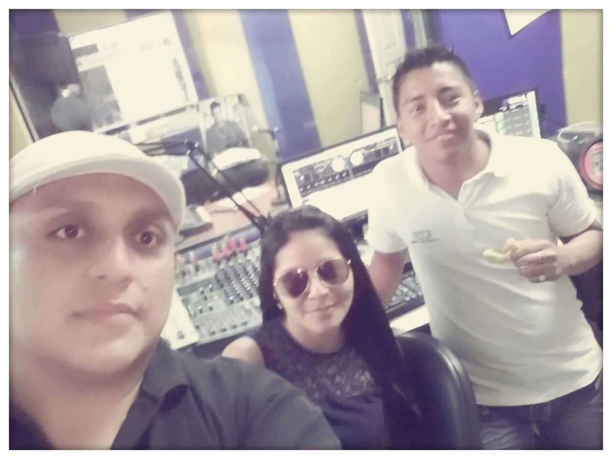 costanera_radio's tweet photo. Todos los sabados se encienden con #TeRompoElRating por el mejor dial 101.7 de 09h00 a 13h00 . https://t.co/oEiUWhG8dr