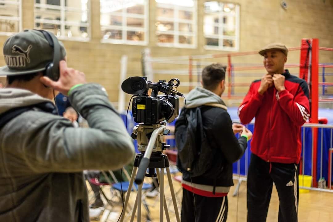 LightLeak2016's tweet photo. Behind the scenes with @DoubleJabABC on their #fightnight interviewing the #fighters before it all began. More images #ComingSoon https://t.co/2Lh7KFkQjD