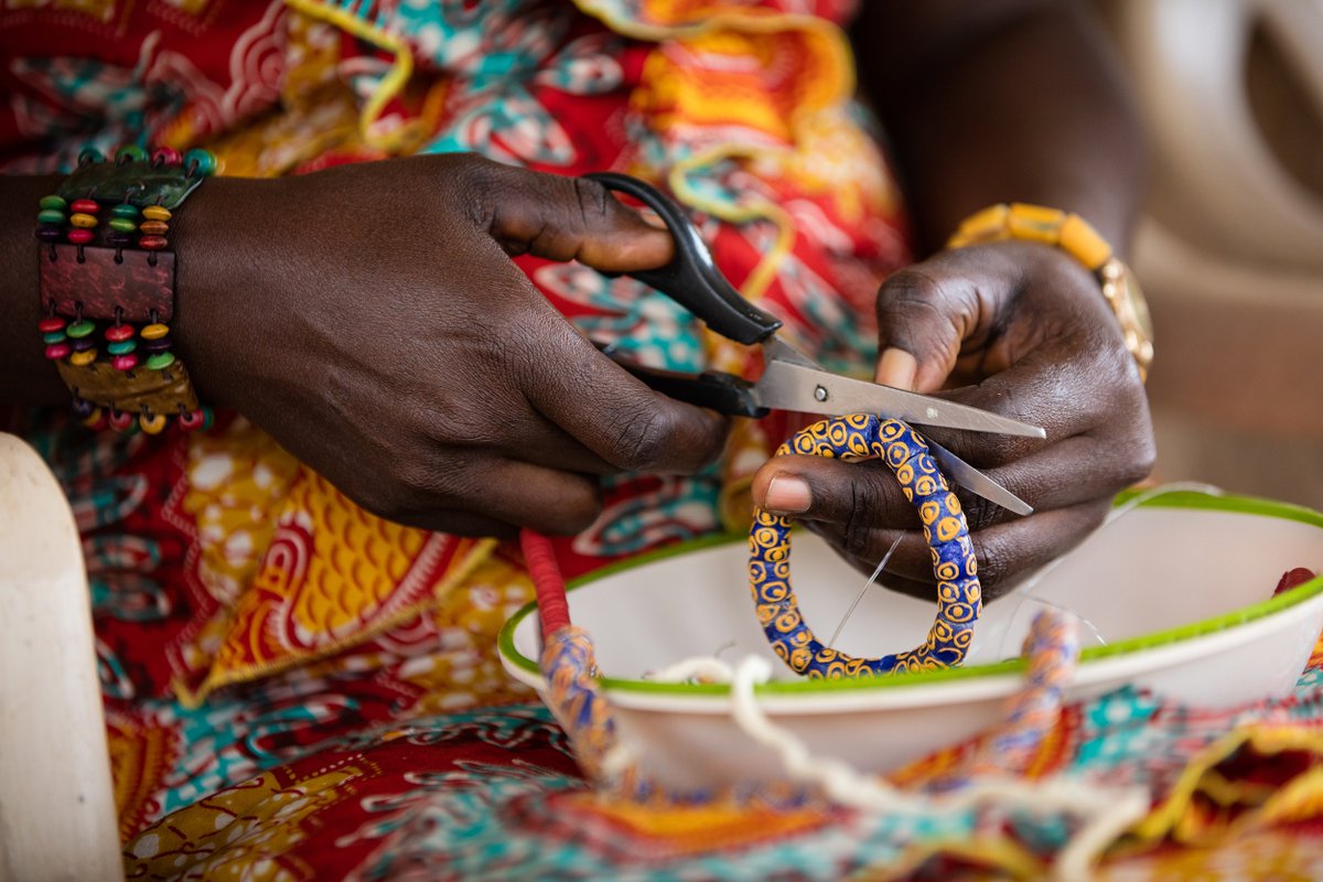 Kiva's tweet photo. Beautiful handmade gifts from people who used Kiva loans to build their businesses https://t.co/vcIyqvX3FW https://t.co/k3xNr4ZwBb