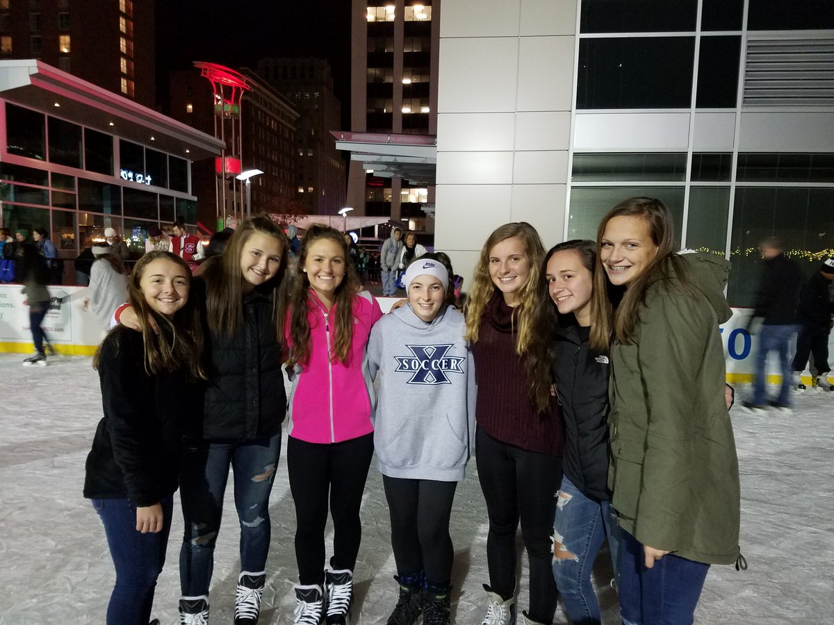 ang10319's tweet photo. Enjoying Downtown Raleigh #CASLShowcase  KHA RED 2000 https://t.co/1rLWWm7Sga